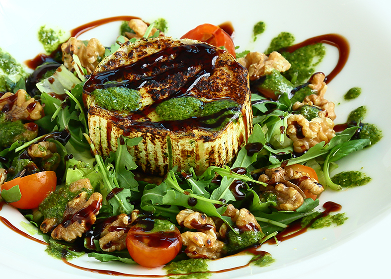 Goats Cheese Salad by Circle Cafe - Healthy Dinner in Abu Dhabi